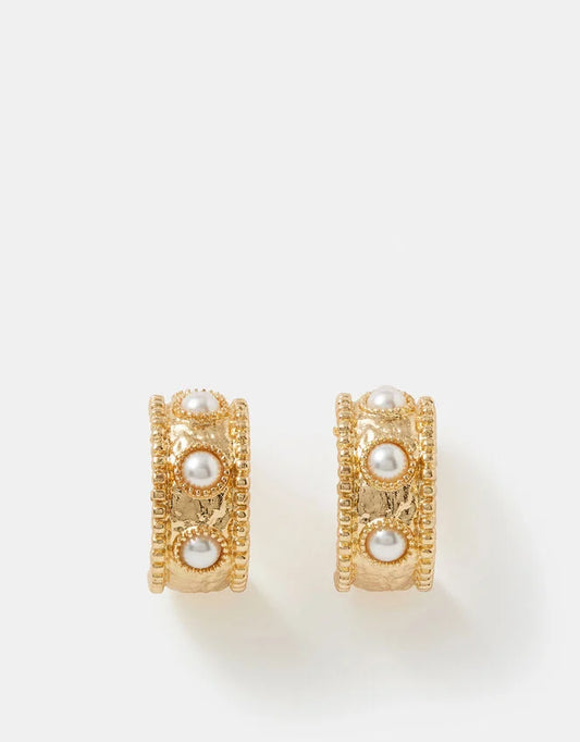 PEARL MOLTEN HOOP EARRINGS