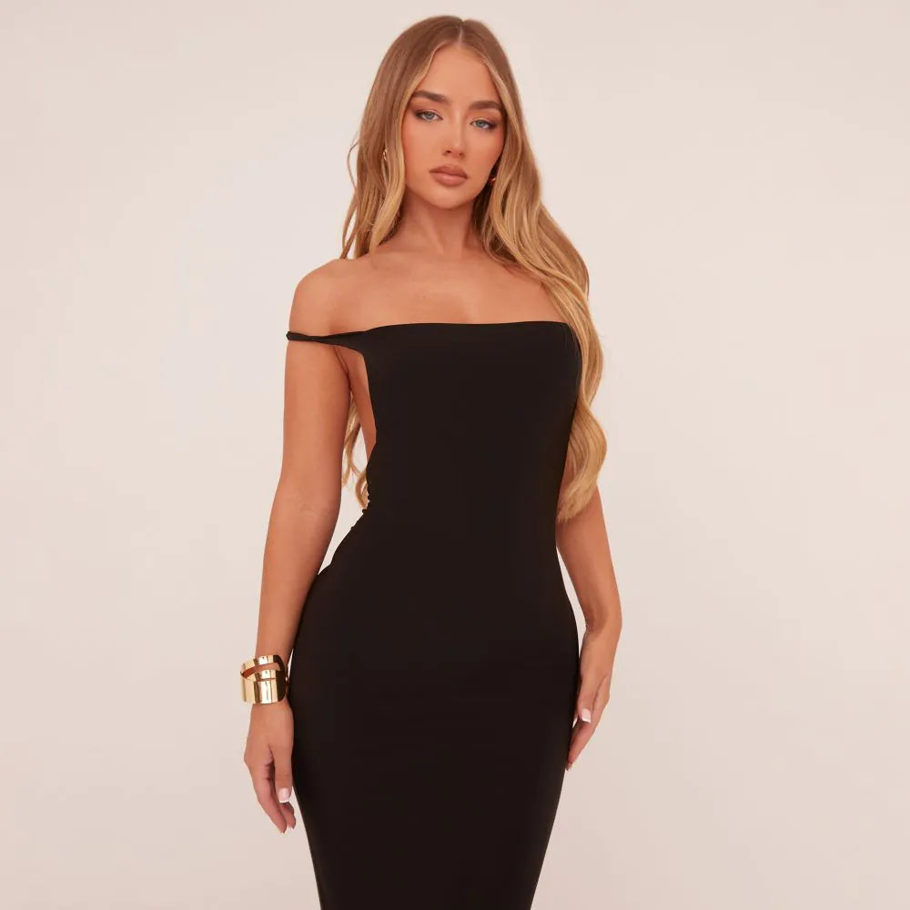 Bardot Ruched Bum Twisted Detail Maxi Dress In Black