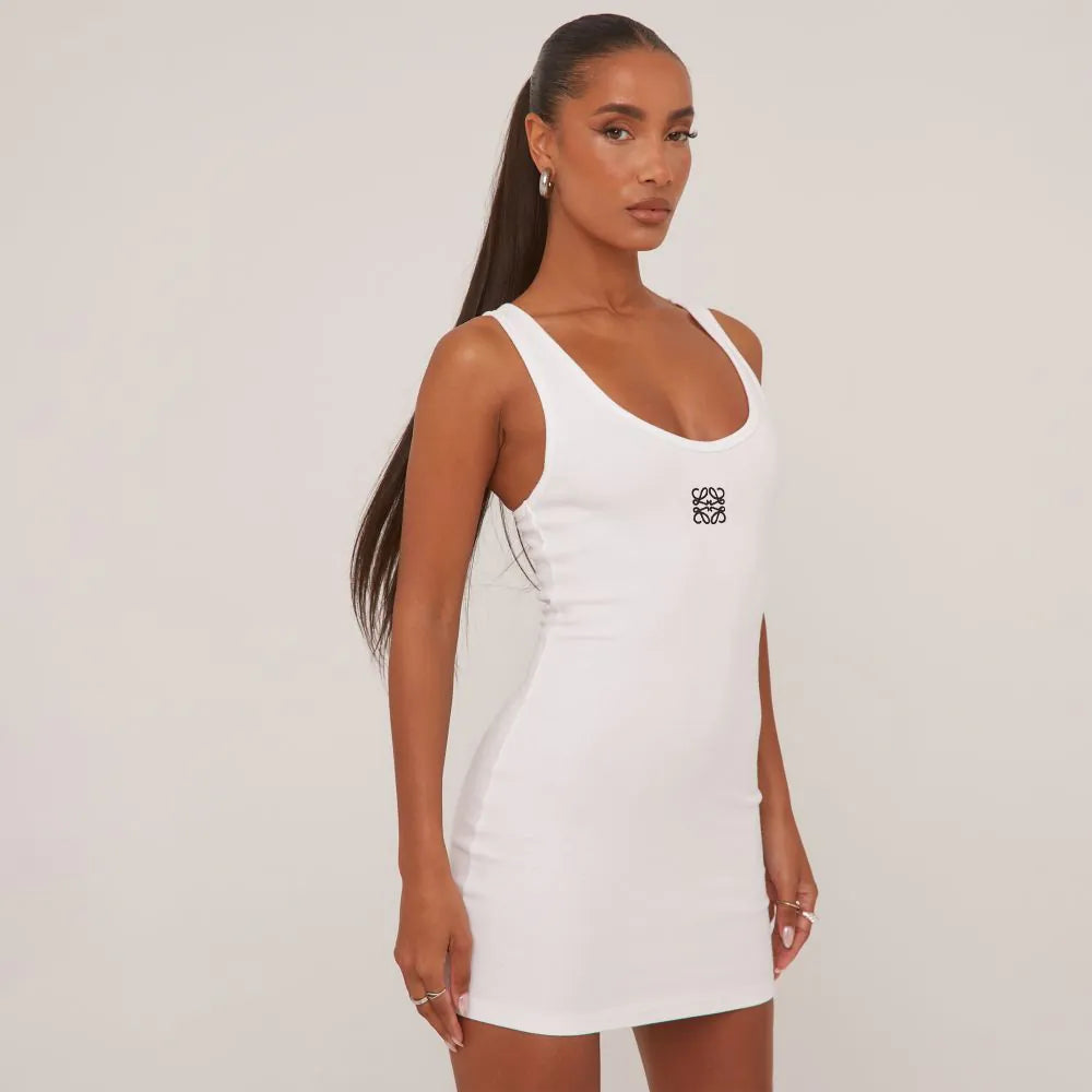 Scoop Neck Embroidered Swirl Detail Mini Bodycon Vest Dress In White Ribbed