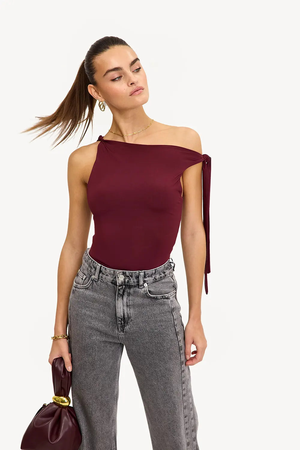 Borgundy shoulder top