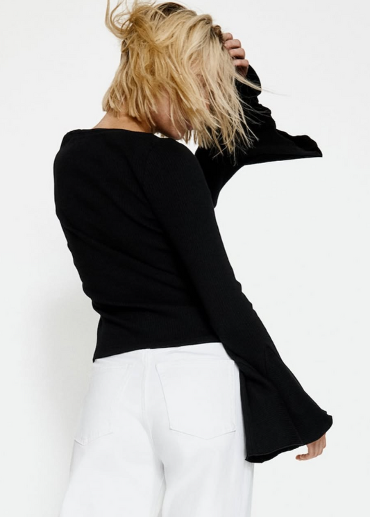 H&M - TRUMPET SLEEVE RIB TOP