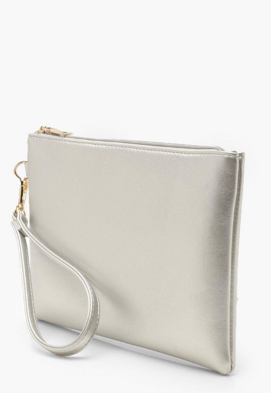 Boohoo Metallic Smooth Pu Zip Top Clutch Bag - silver