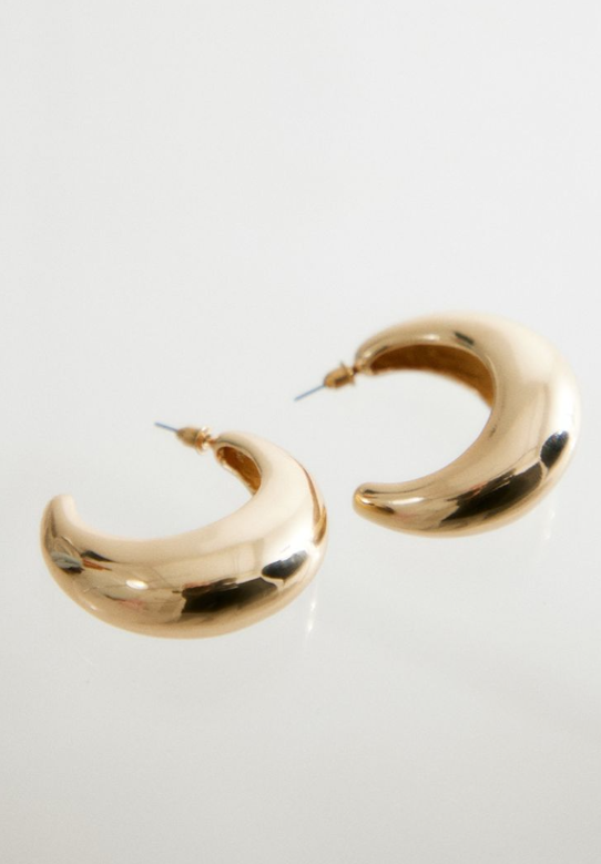Gold Chunky Rounded Earrings