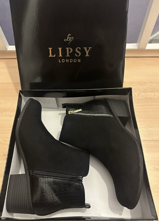 Lipsy London - Flat Chelsea Ankle Boot
