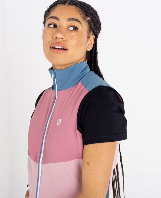 Dare2b Duplicity II Softshell Bodywarmer Dames Roze.