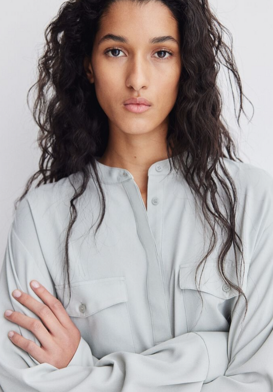 H&M - BAND-COLLAR BLOUSE