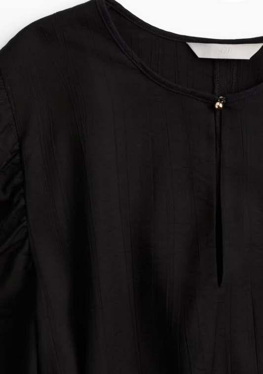 H&M - Tie-Belt Dress