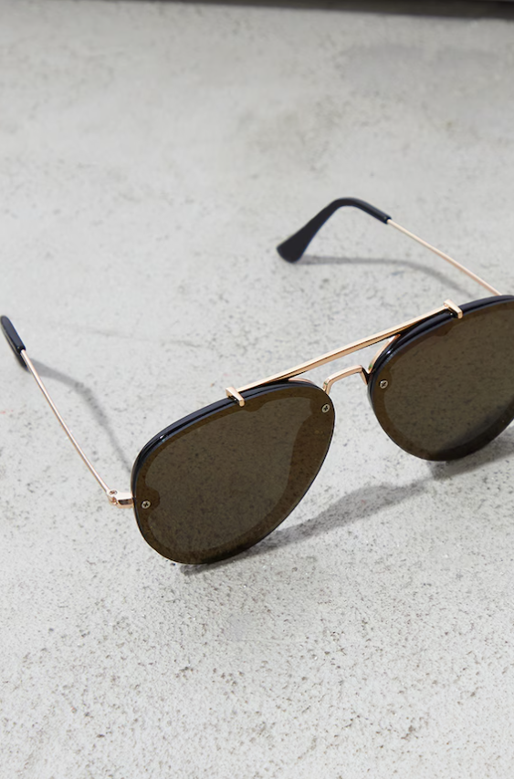 Gold Mirrored Lens Aviator Sunglasses