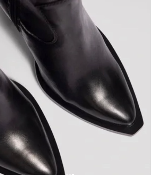 Slanted Heel Western Boots