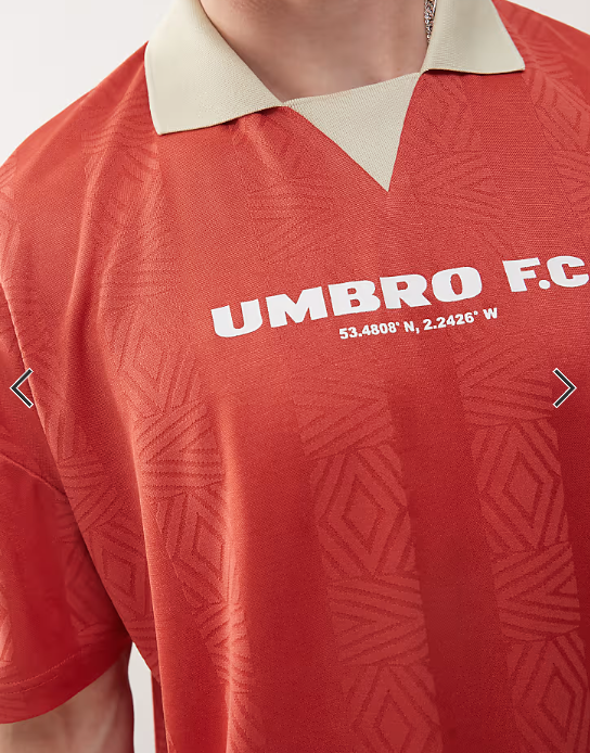 Umbro – Fußball-T-Shirt aus Jersey in Rot.