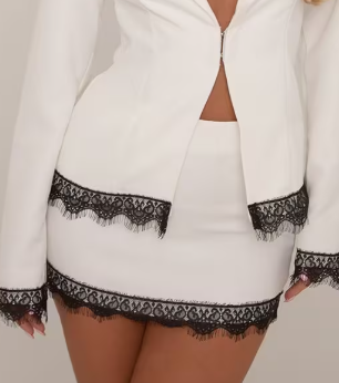 Ego - Mid Rise Lace Trim Mini Skirt In Cream