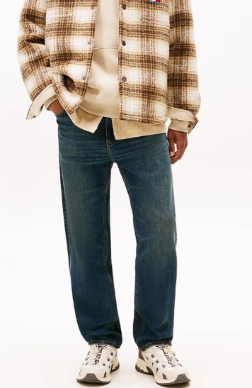 Tommy Jeans. Sonny Faded Regular Tapered Leg Jeans