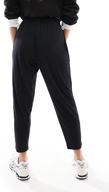 ASOS DESIGN Petite ultimate jersey jogger trousers in black