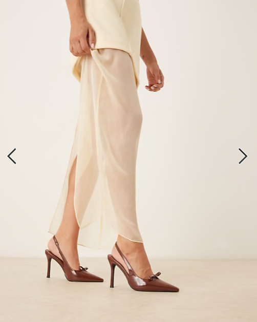 Glamorous slingback heeled shoes with bow in chocolate