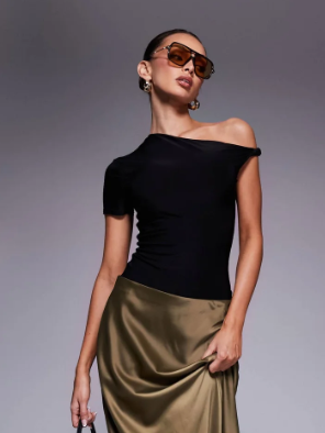 Fashionkilla double sculpted slinky asymmetric twist detail body in black
