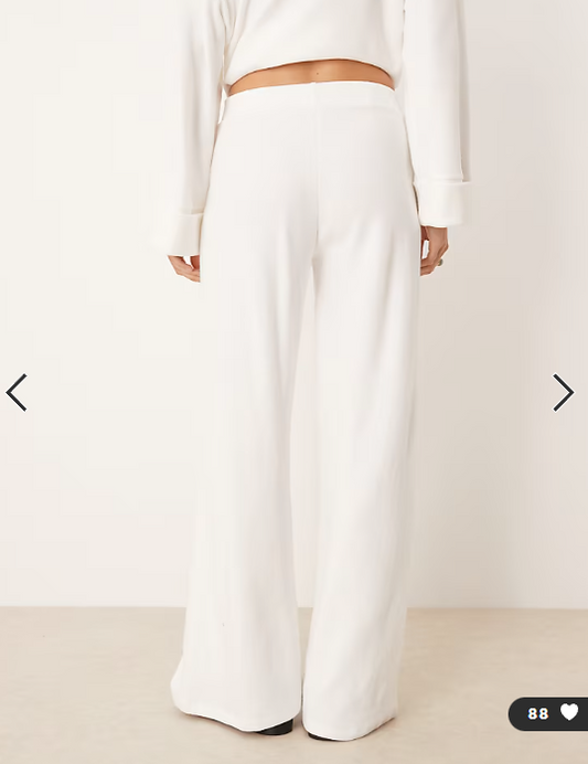 ASOS DESIGN Supersoft wide leg trouser in winter white - WHITE