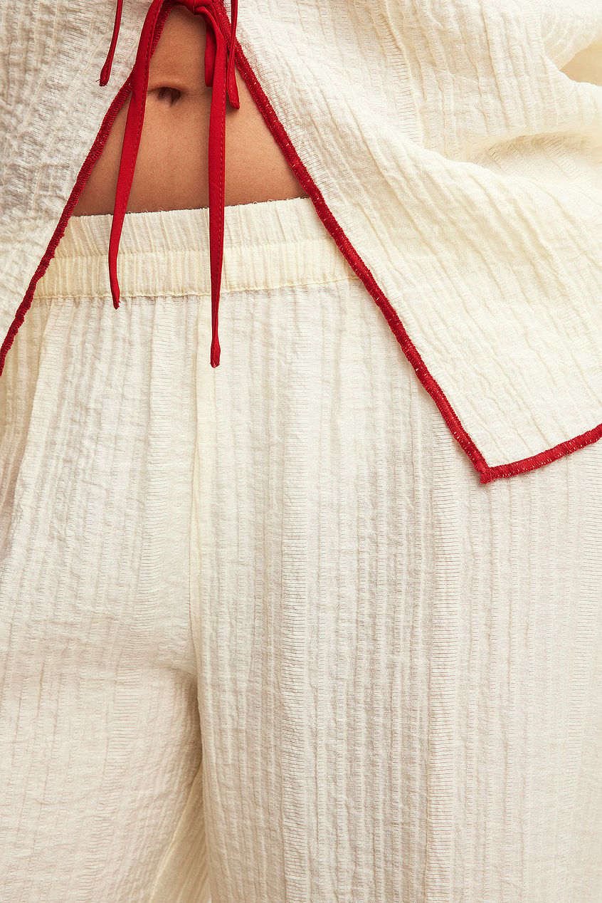Crinkled Contrast Binding Pants