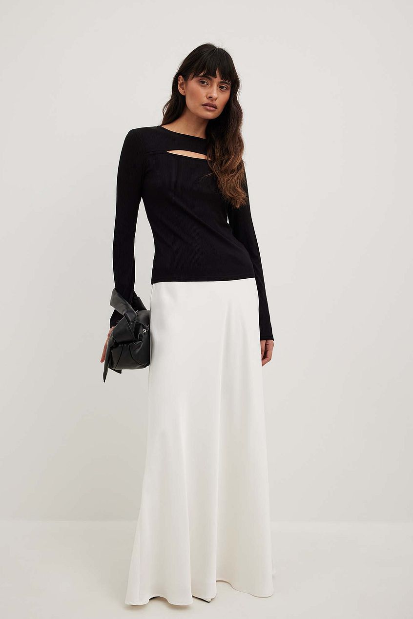 Na-kd Cut Out Trumpet Sleeve Top