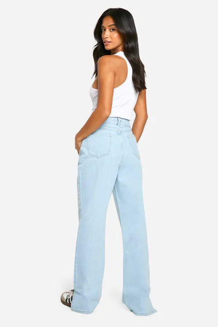 Boohoo - JEANS PETITE A VITA ALTA CON SPACCO SUL FONDO