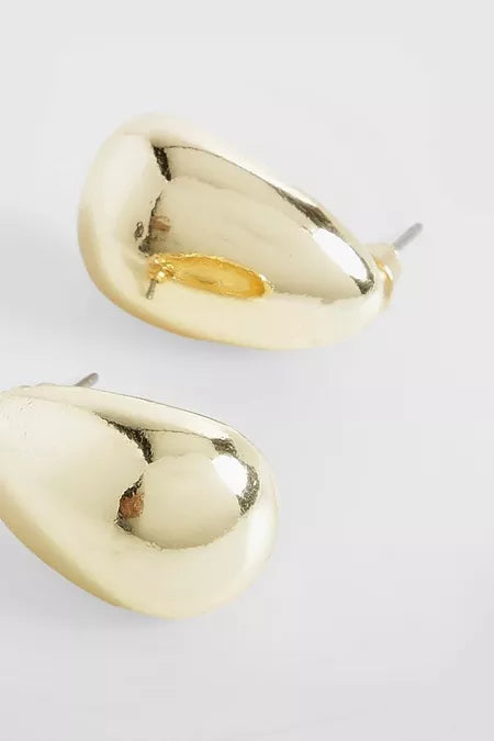 Oval Stud Earrings