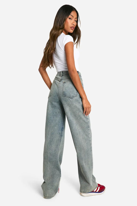 Boohoo Basics Boyfriend Jeans