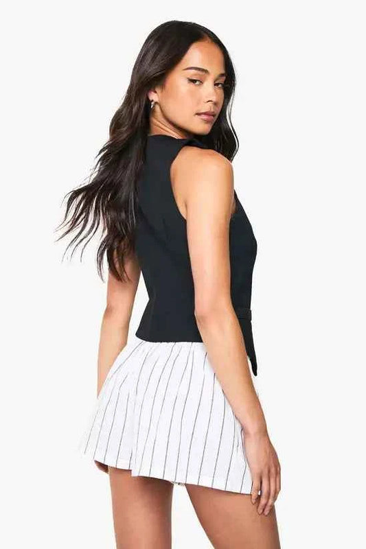 boohoo Woven Flippy Stripe Short