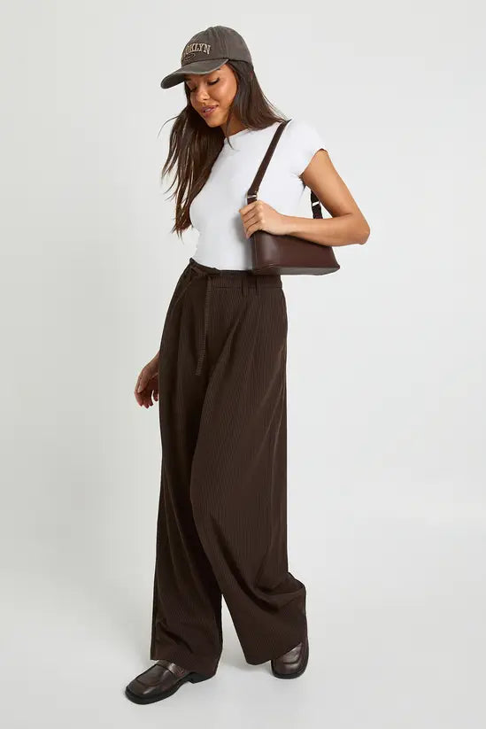 boohoo Basic Short Sleeve Fitted Top