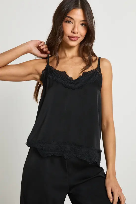 Boohoo - Eyelash Lace Trim Cami & Trouser Pyjama Set