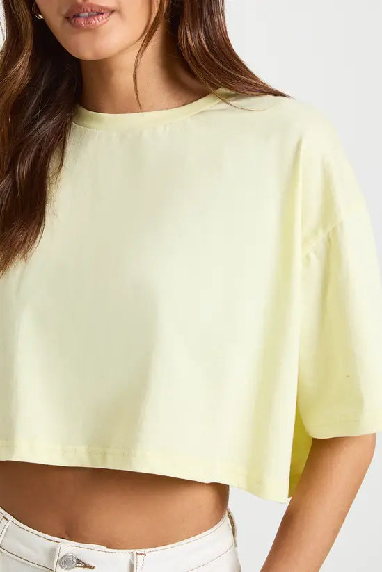 boohoo Basic Oversized Boxy Crop T-Shirt