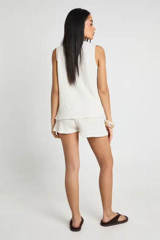 boohoo Textured Tie Front Sleeveless Top