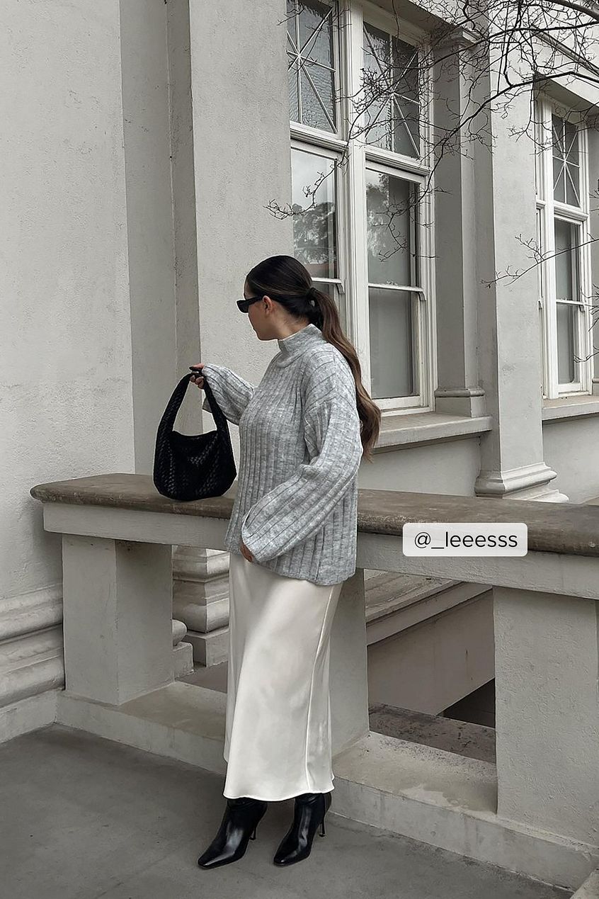 Turtle Neck Knitted Wide Rib Sweater