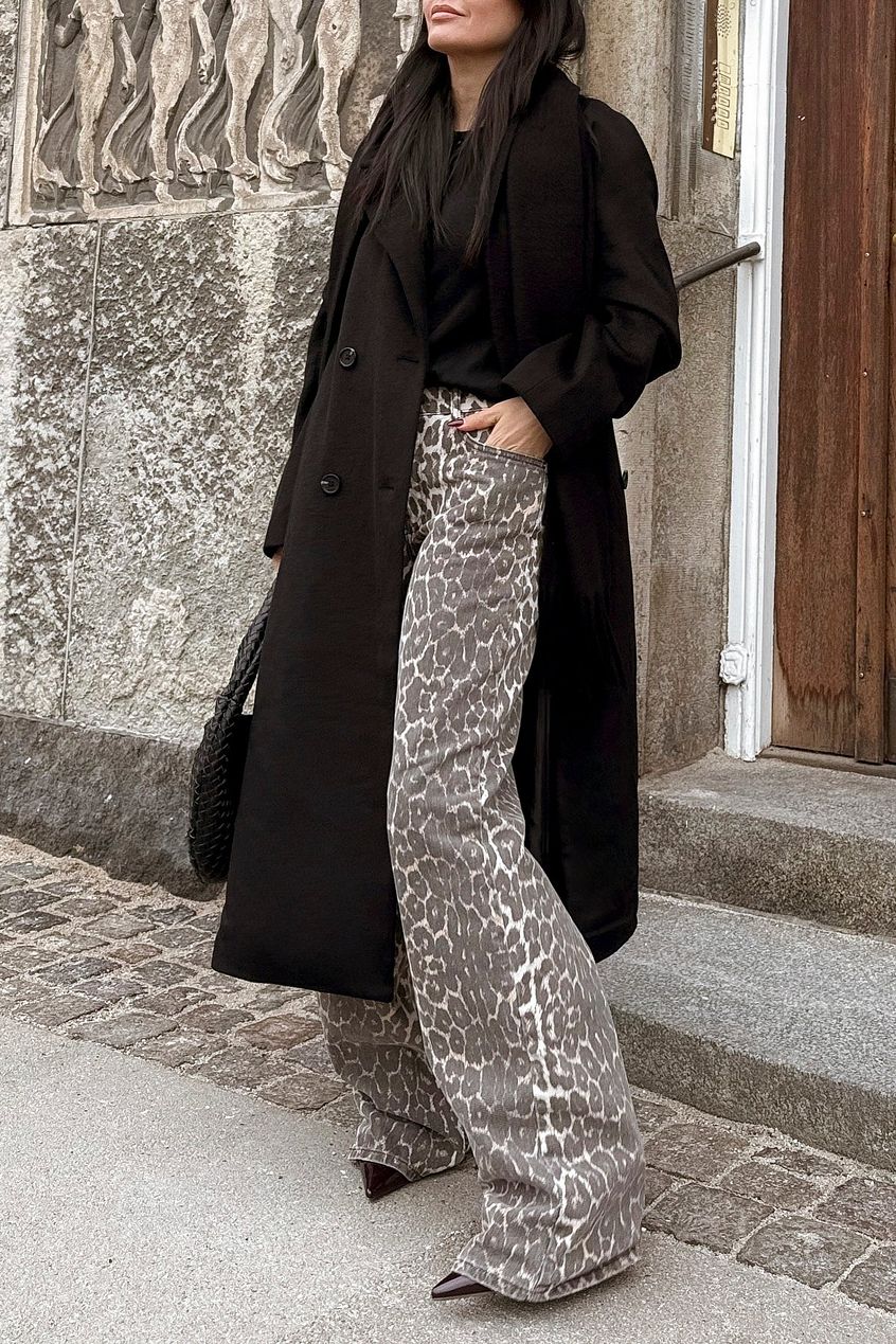 Low Waist Leopard Denim