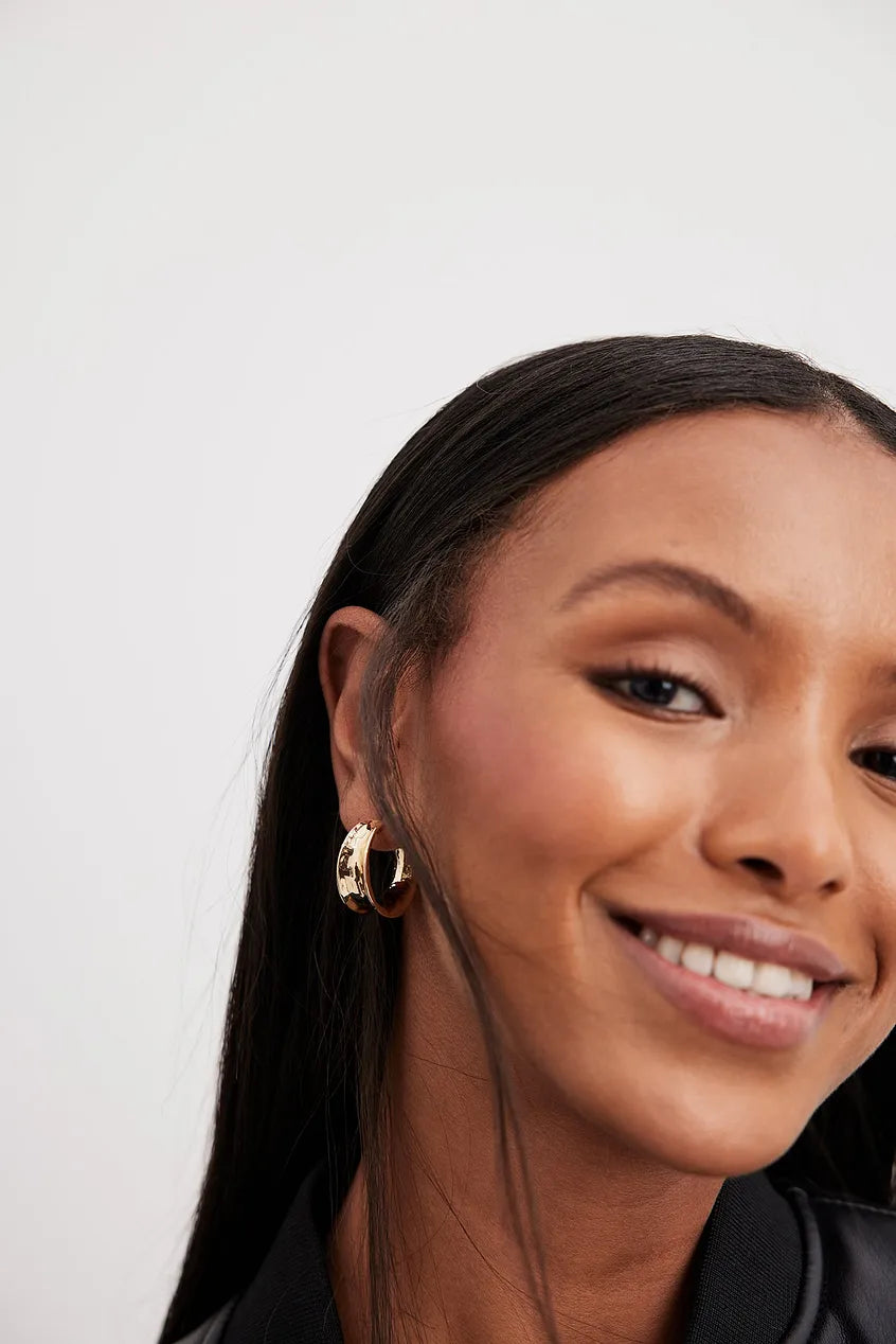 Wide Hoops - Gold