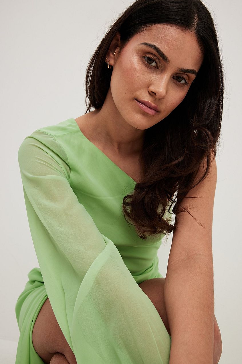 One shoulder Chiffon Maxi Dress