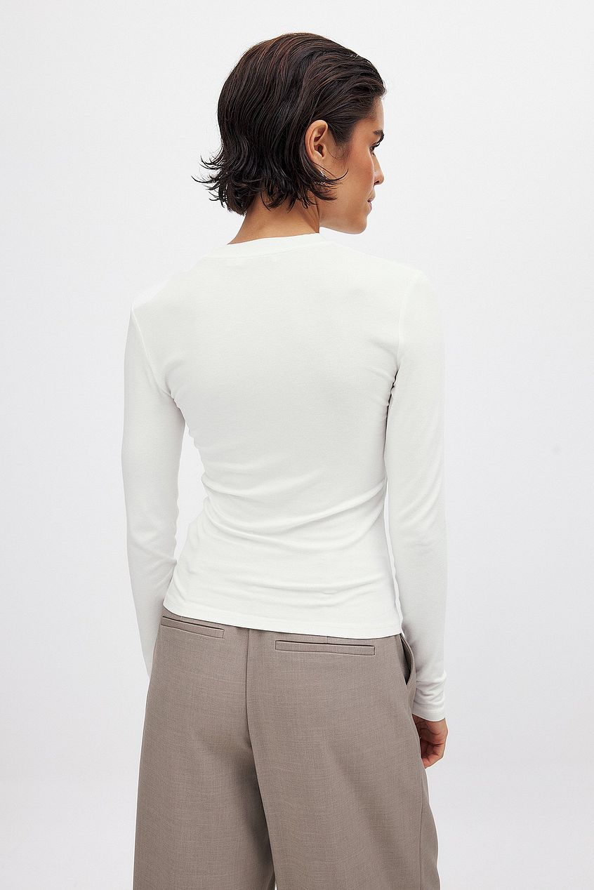 Round Neck Long Sleeve Top
