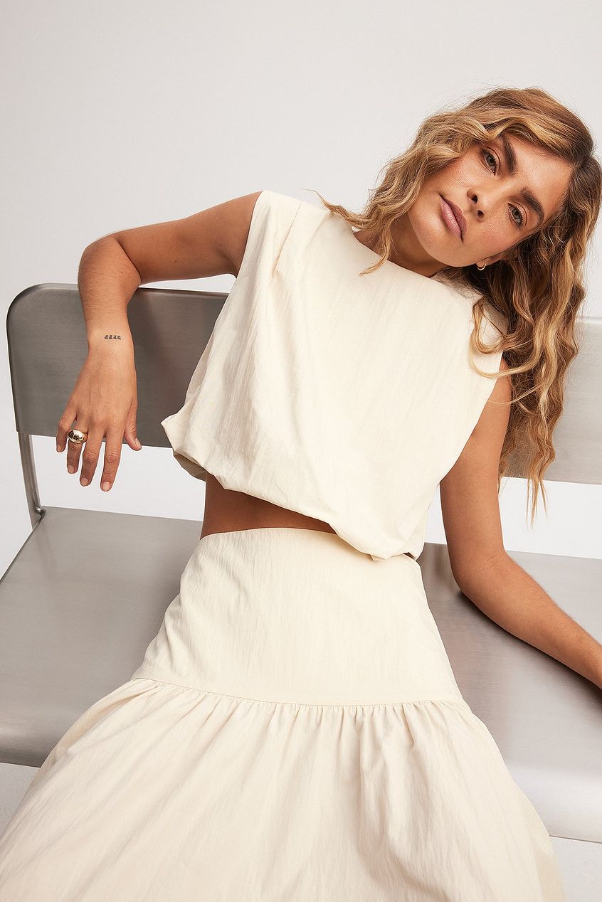 Sleeveless Balloon Hem Top