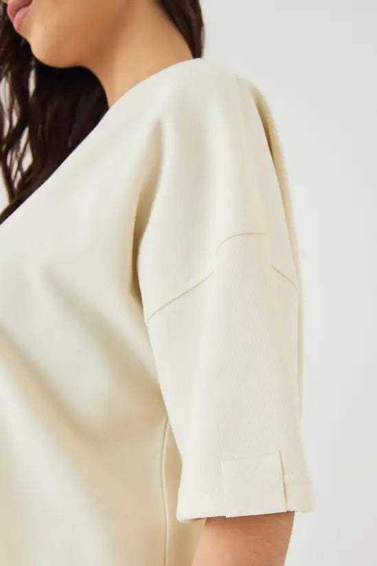 DSGN Studio Interlock V Neck Oversized T-Shirt