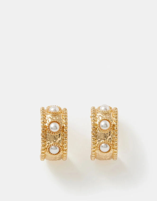 PEARL MOLTEN HOOP EARRINGS