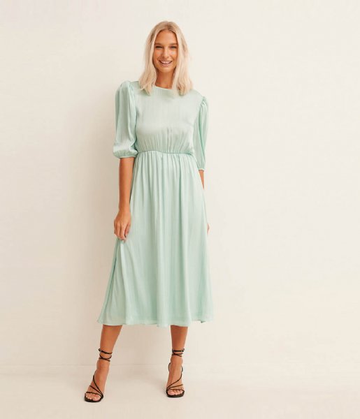 BALLOON SLEEVE MIDI DRESS