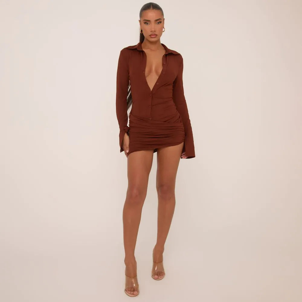 LONG SLEEVE BUTTON DOWN RUCHED SHIRT DRESS IN BROWN