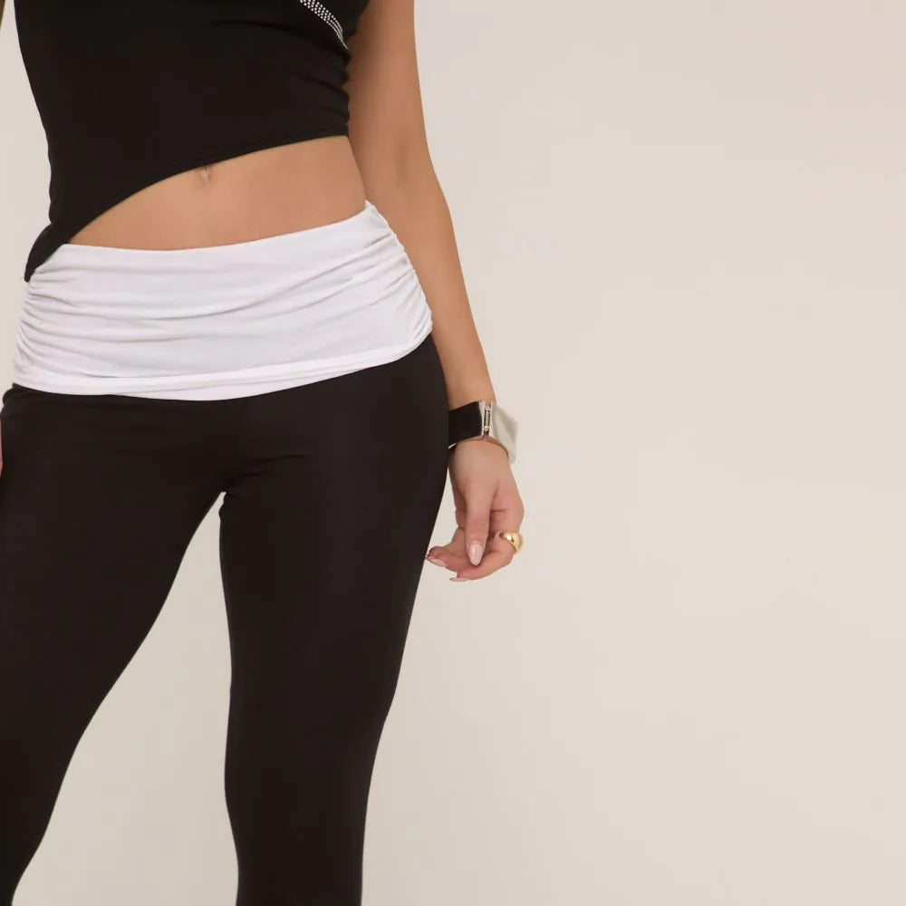 Contrast Fold Over Detail Low Rise Leggings In Black