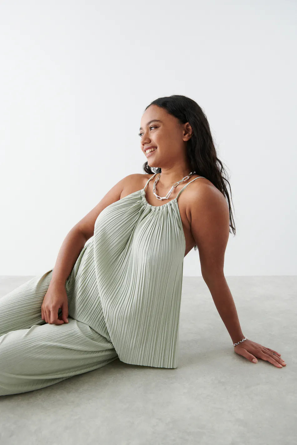 Tamara singlet