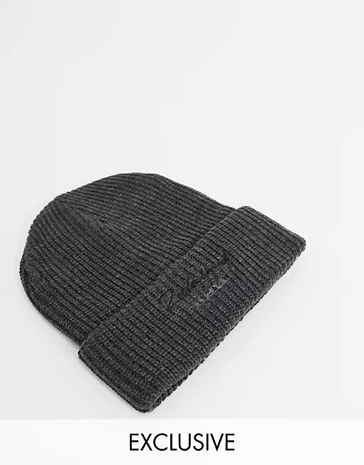 Reclaimed Vintage inspired unisex logo beanie in charcoal