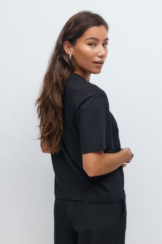 Basic tee