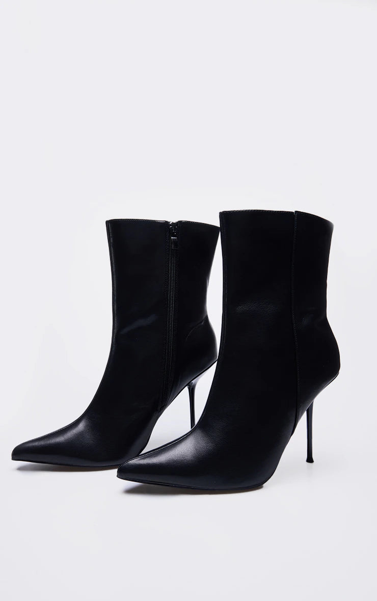 BLACK PU POINT TOE MID HEELED ANKLE BOOTS