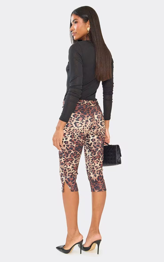 Low Rise Capri Trousers In Brown Leopard Print