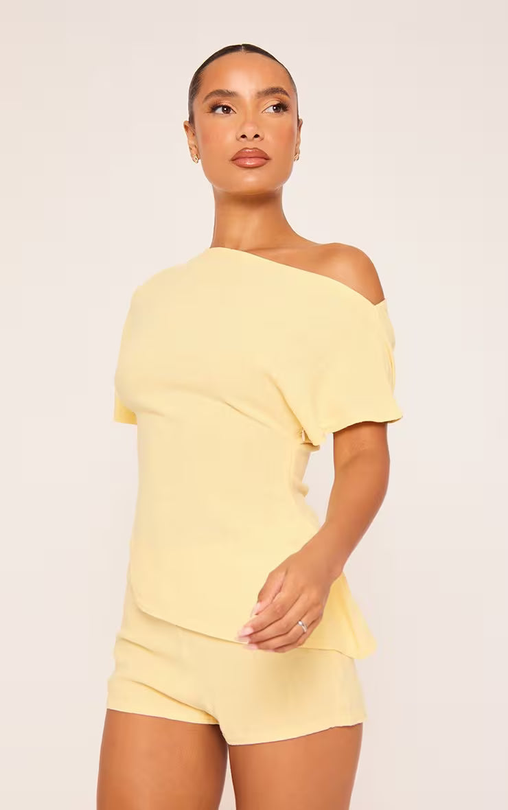 Ego - Off The Shoulder Asymmetric Detail Top In Yellow Linen
