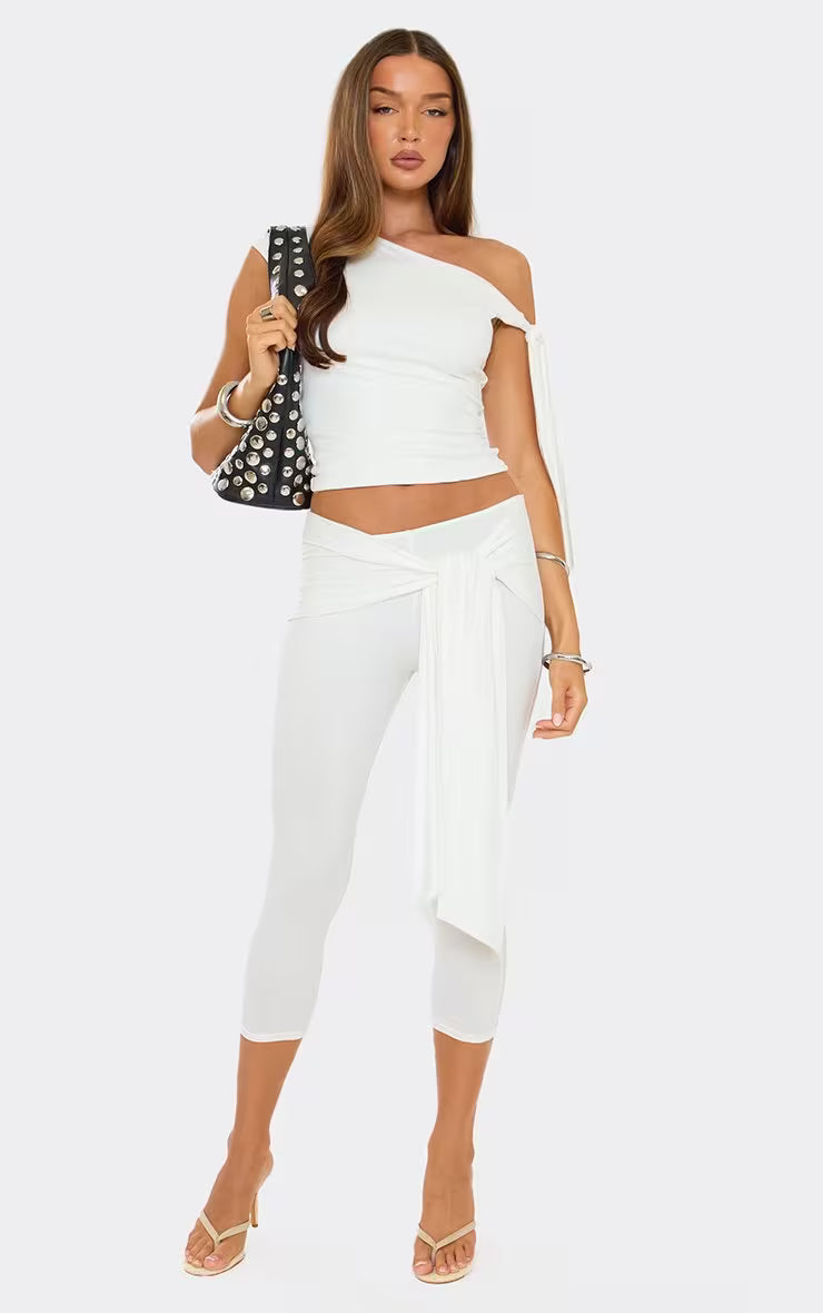 Ego - Low Rise Belted Tie Side Capri Leggings In Cream Slinky