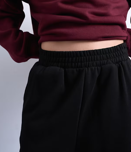 Asos - Topshop straight leg jogger in black