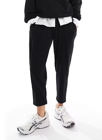 ASOS DESIGN Petite ultimate jersey jogger trousers in black